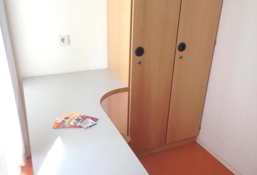 Jugendherberge Stuttgart Neckarpark