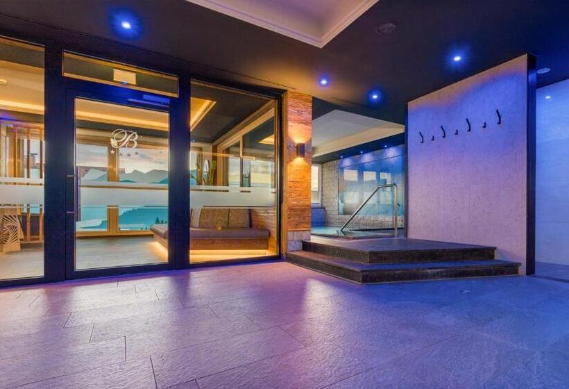 Kristall  & Vitalhotel Bergknappenhof