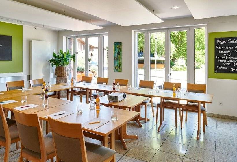 Schwanenhof Hotel Und Restaurant