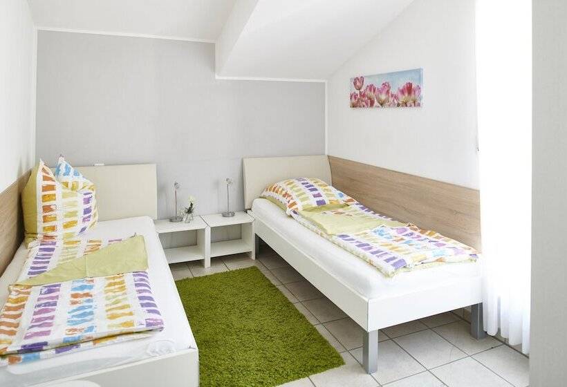 Schwanenhof Hotel Und Restaurant