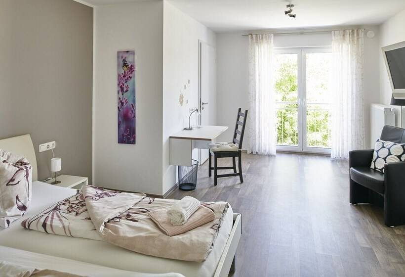 Schwanenhof Hotel Und Restaurant