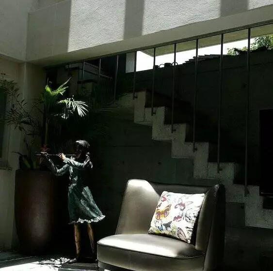 تختخواب و صبحانه 57villa