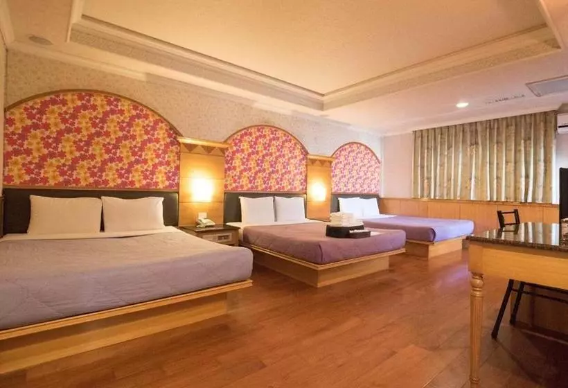 تختخواب و صبحانه Kenting Bicycle Inn