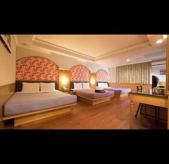 تختخواب و صبحانه Kenting Bicycle Inn