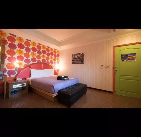 تختخواب و صبحانه Kenting Bicycle Inn