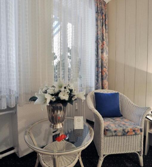 Отель Am Ehrenhof