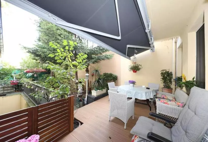 Hotelli Am Ehrenhof