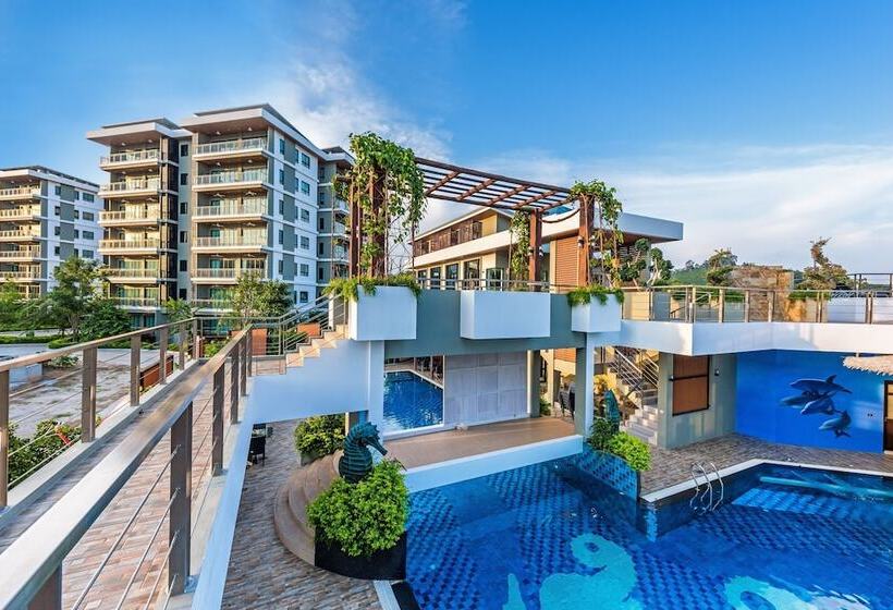 בית מלון כפרי Chalong Miracle Lakeview