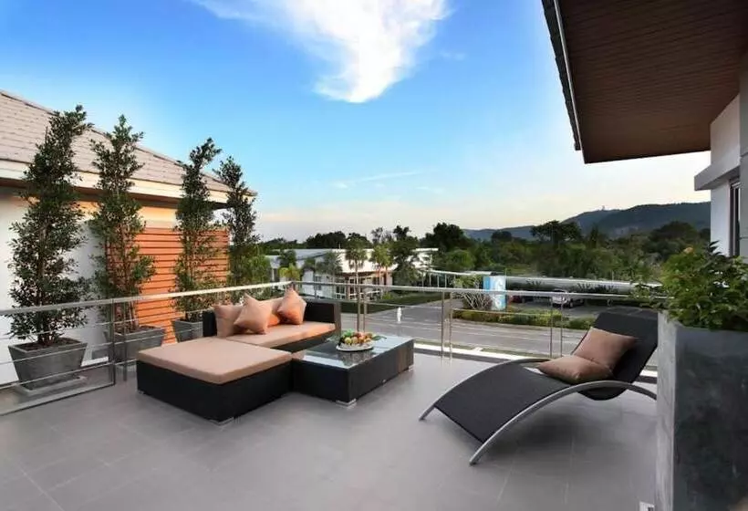 هتل Chalong Miracle Lakeview