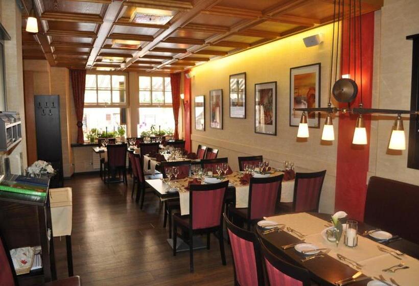 هتل Gast Und Weinhaus Burkard