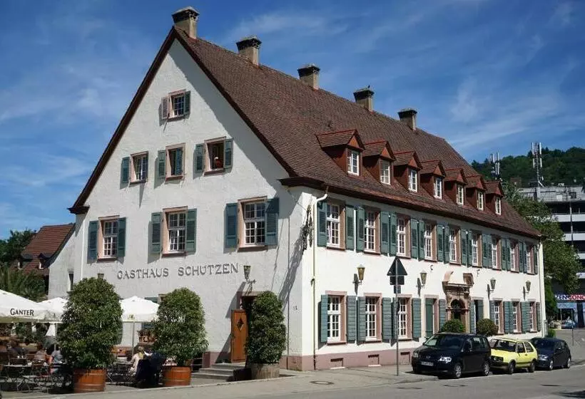 هتل Gasthaus Schutzen