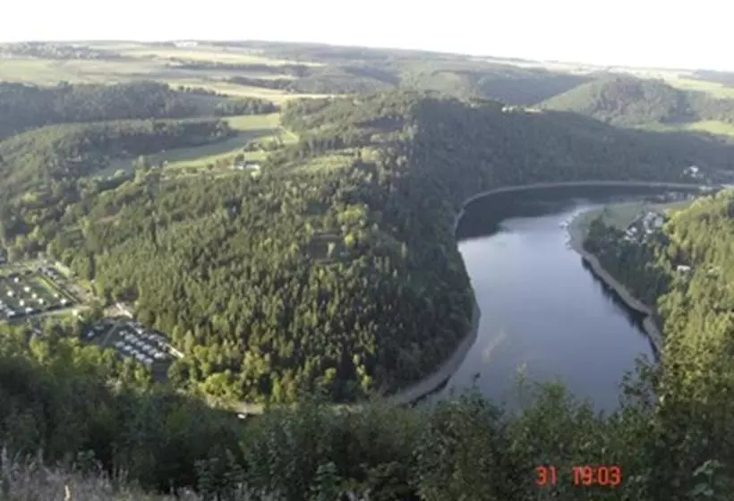 Hotelli Gasthof Zur Krone