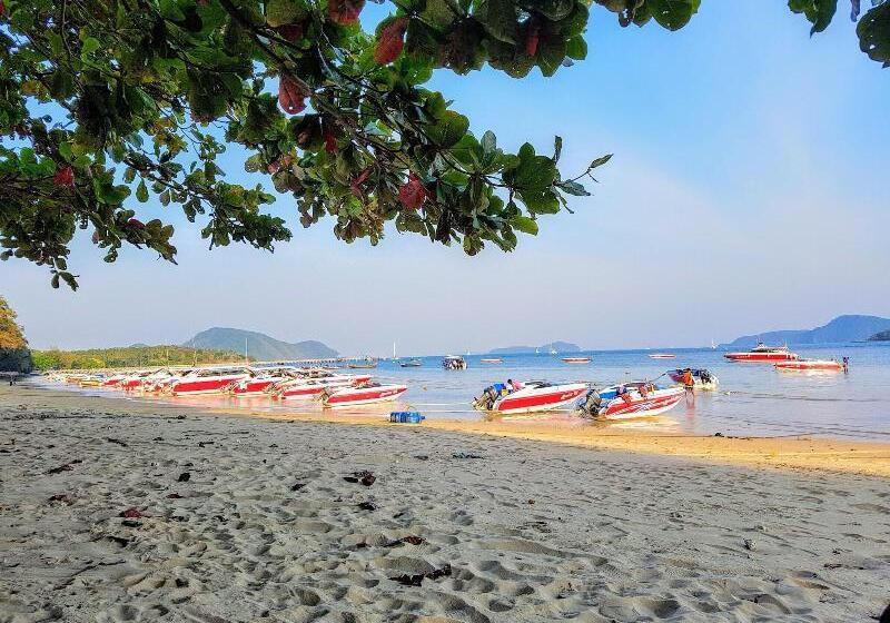 Hotel Naiharn Beach Resort   Sha Plus Extra