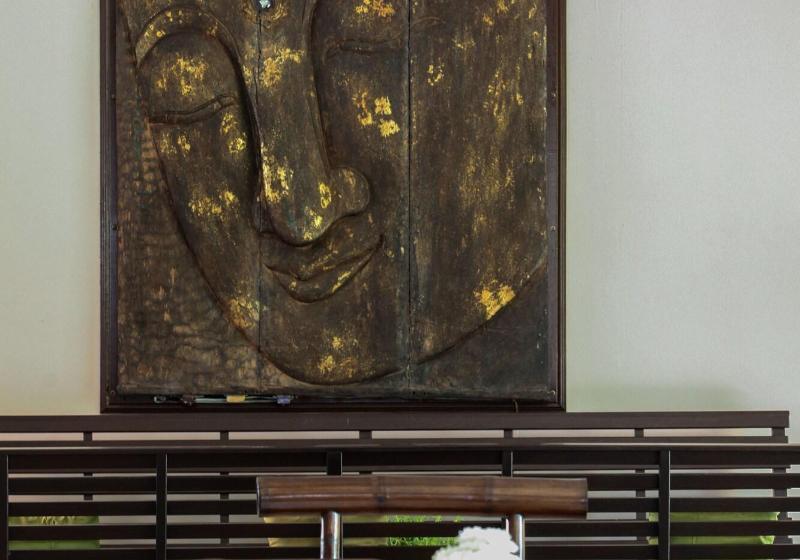 Hotel Naiharn Beach Resort   Sha Plus Extra