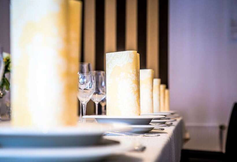 בית מלון כפרי Restaurant Hackmannatter