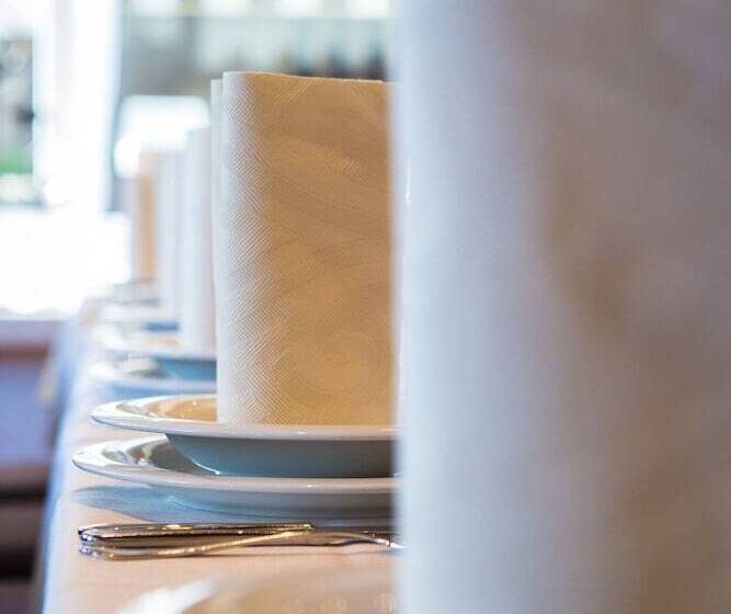 בית מלון כפרי Restaurant Hackmannatter