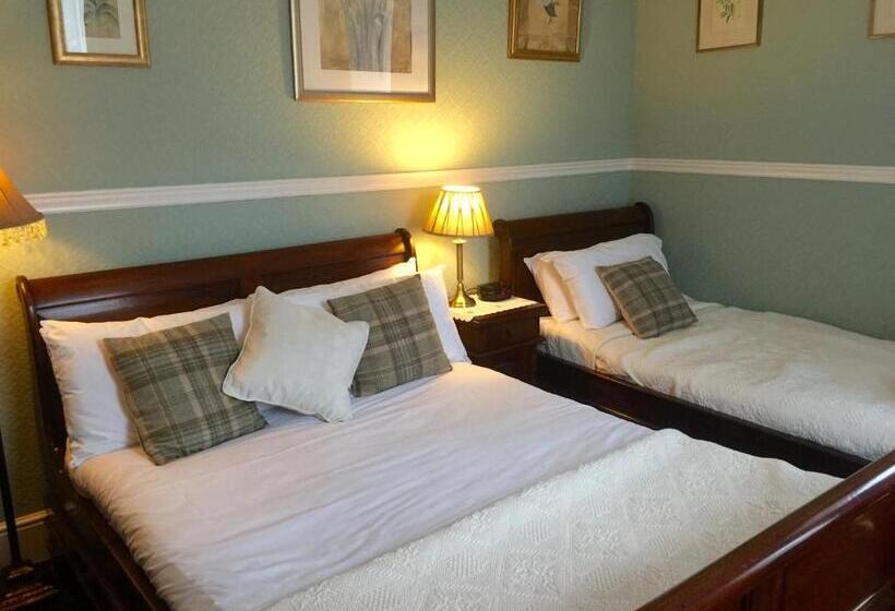 The Ken Bridge Hotel & Campsite