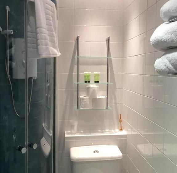 The Ken Bridge Hotel & Campsite