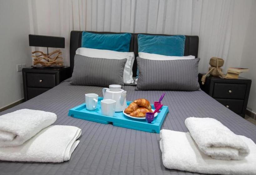 Nicholas Seaview Apartments