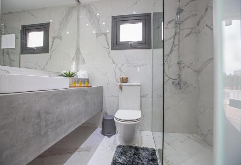 Nicholas Seaview Apartments