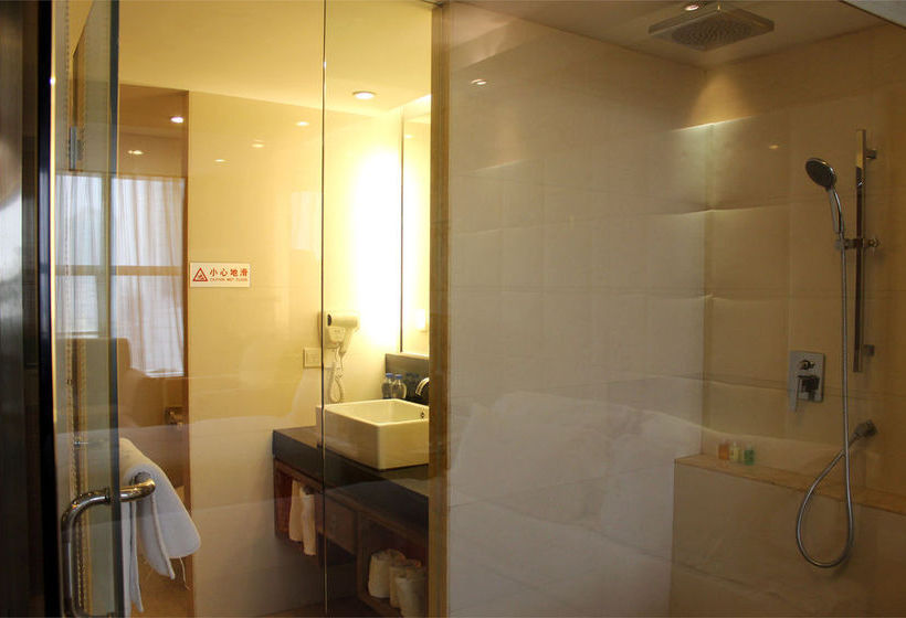 Shenzhen Luohu Railway Station Hotel Commercial Building