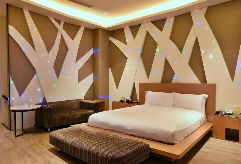 Takao Love Motel