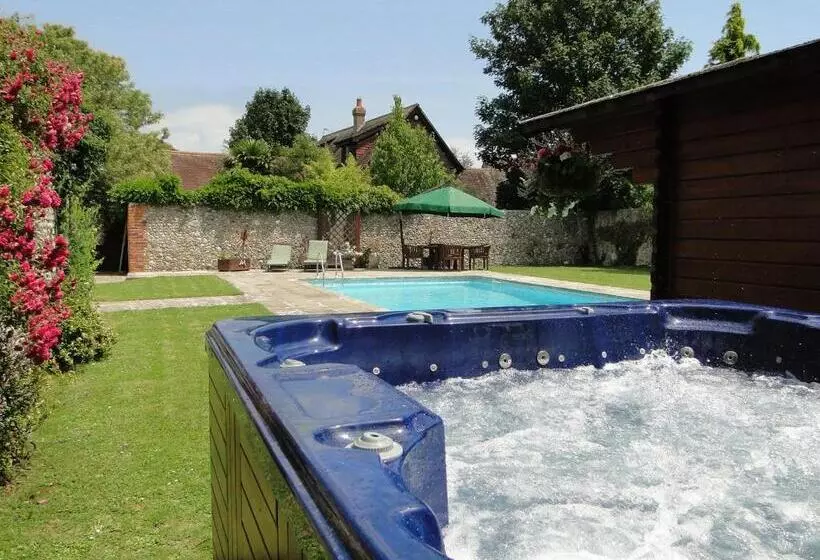 The Old Priory B&b