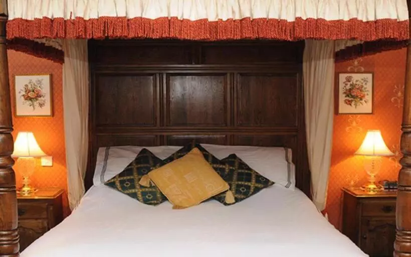 The Old Priory B&b