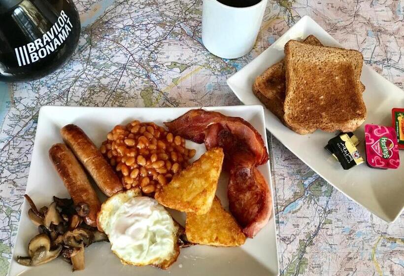 旅馆 The Vagabond Bunkhouse