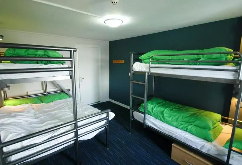 Hostel Yha Poppit Sands