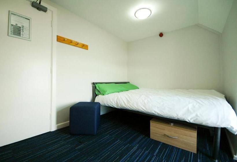 Hostel Yha Poppit Sands