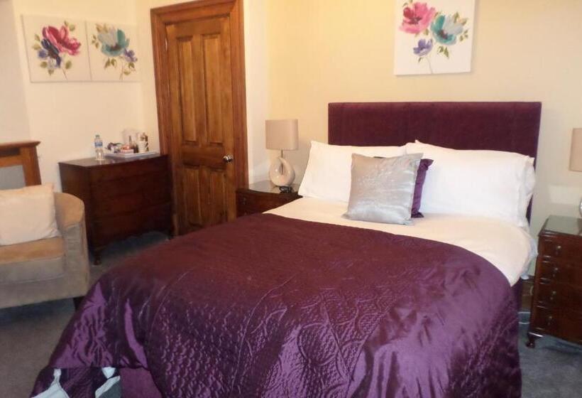 צימר Camfield House