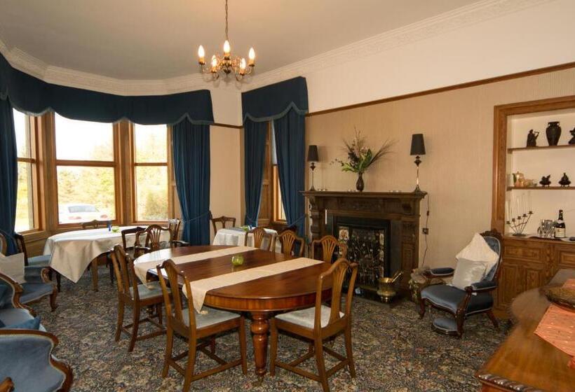 צימר Camfield House