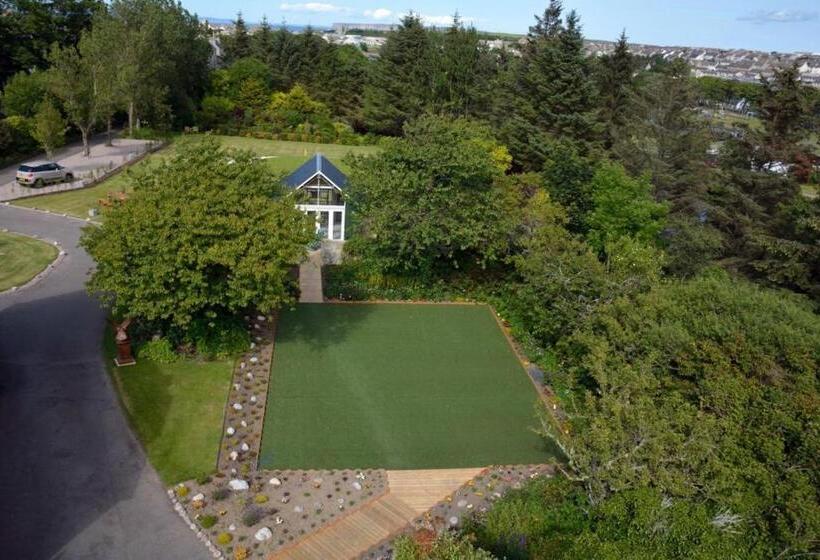 צימר Camfield House