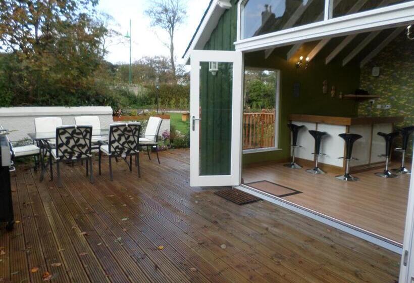 צימר Camfield House