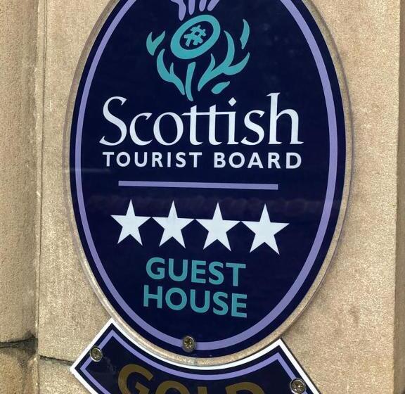 민박 Eildon Guest House