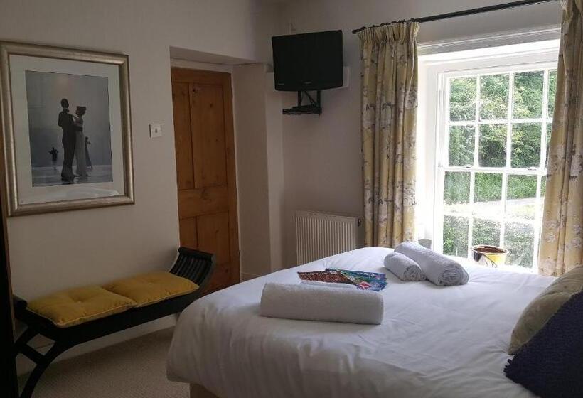 住宿加早餐  Lowther House