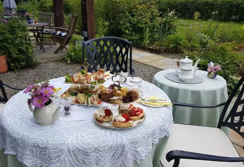 ベッドアンドブレックファースト Lowther House