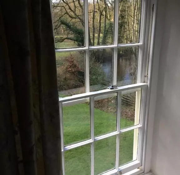 ベッドアンドブレックファースト Lowther House