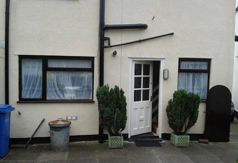 ベッドアンドブレックファースト Overnight Stays Stockport