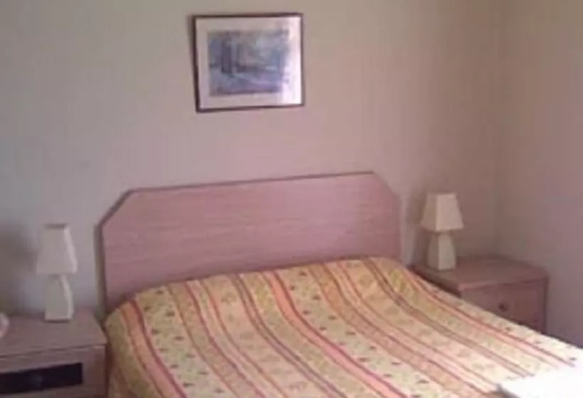 تختخواب و صبحانه Overnight Stays Stockport