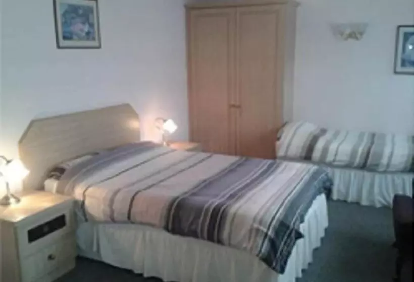 تختخواب و صبحانه Overnight Stays Stockport