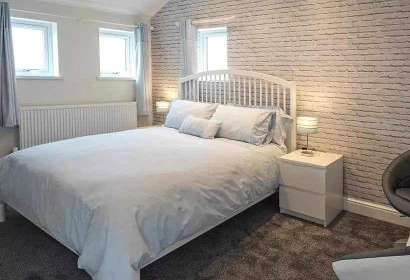 Aamiaismajoitus (B&B) Teifi Netpool