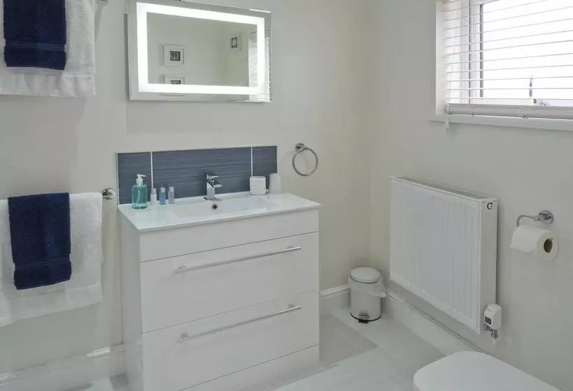 Aamiaismajoitus (B&B) Teifi Netpool