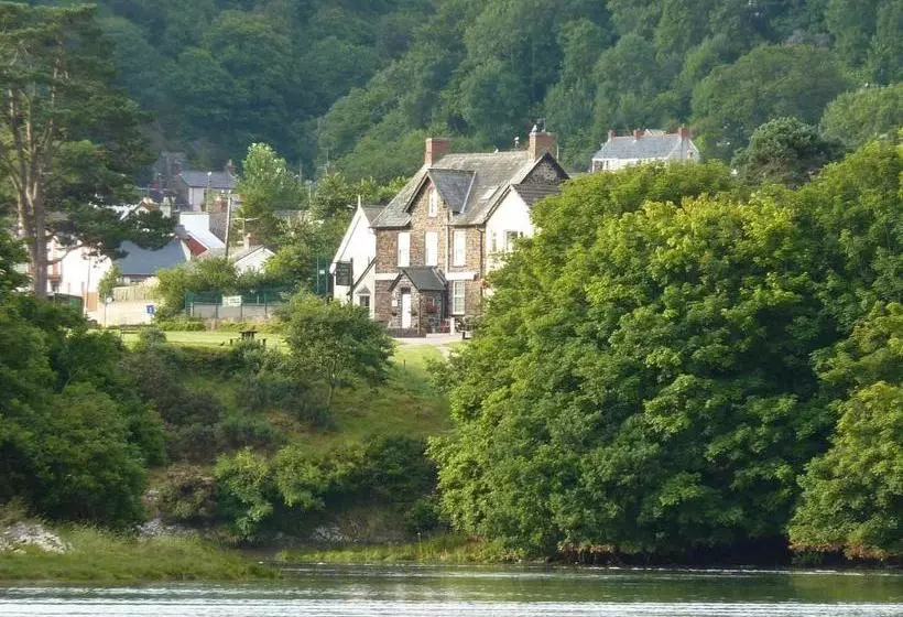 Aamiaismajoitus (B&B) Teifi Netpool
