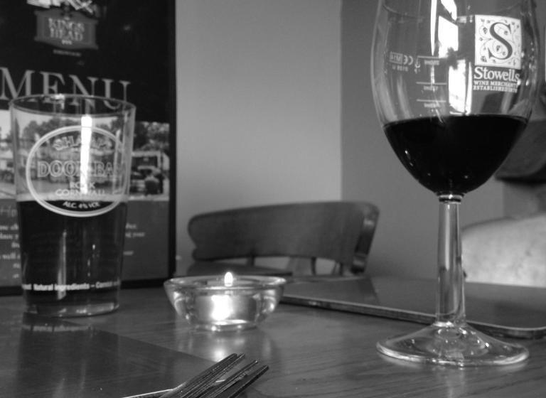 민박 The Kings Head Inn