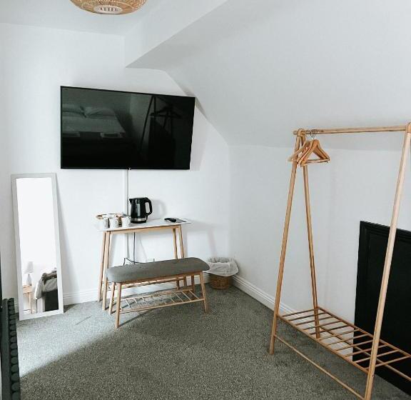 ベッドアンドブレックファースト The Red Lion Inn