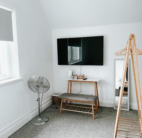 ベッドアンドブレックファースト The Red Lion Inn