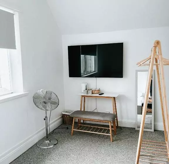 ベッドアンドブレックファースト The Red Lion Inn