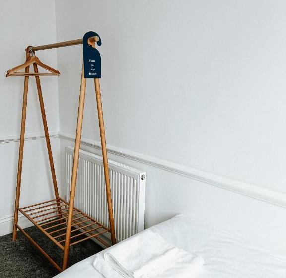 ベッドアンドブレックファースト The Red Lion Inn